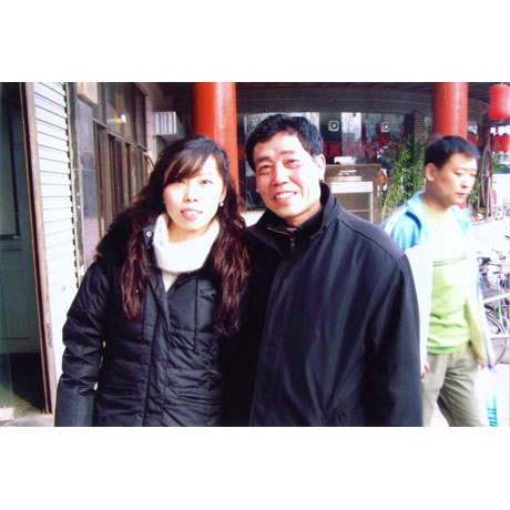 （左）蔡文清华大学录取现任上海工艺美院教师（研究生）